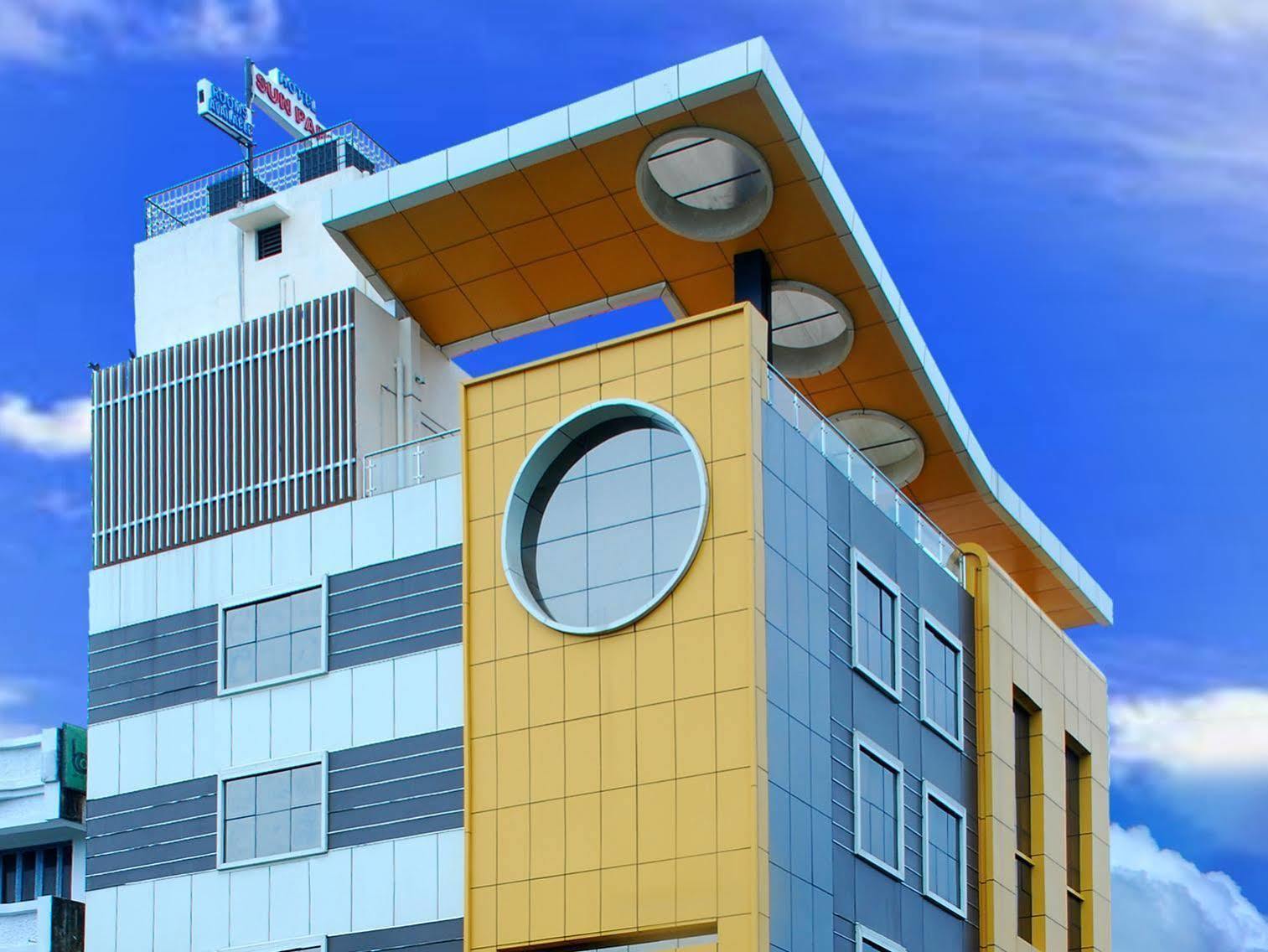 Hotel Sun Park Puducherry Exterior foto