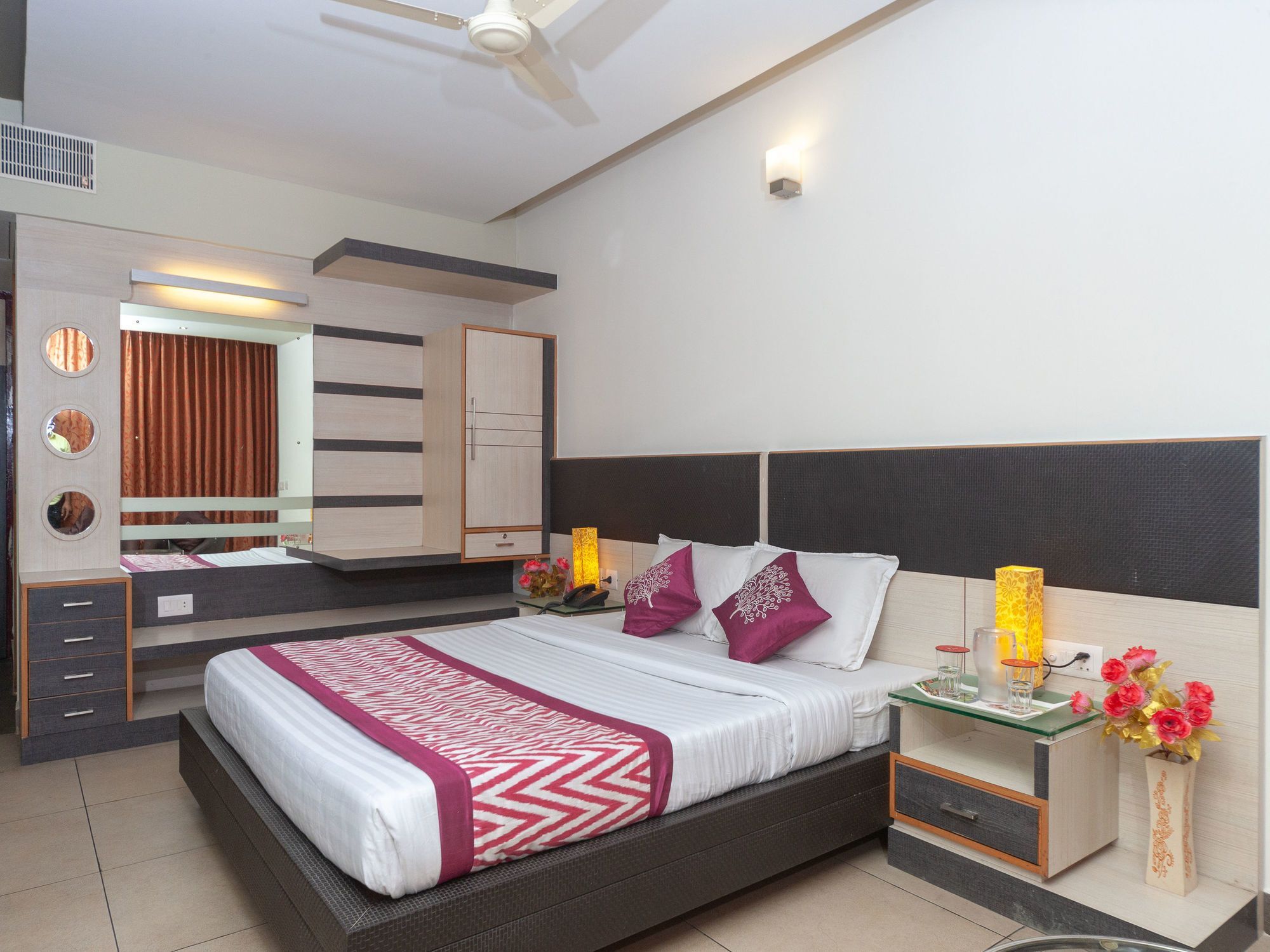 Hotel Sun Park Puducherry Exterior foto